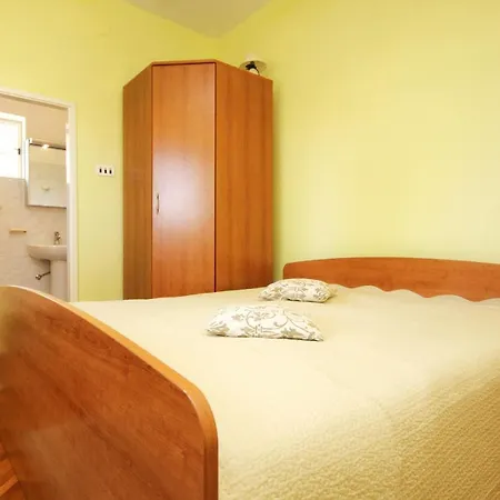 Apartments By The Sea Orebic, Peljesac - 4509 Apartment